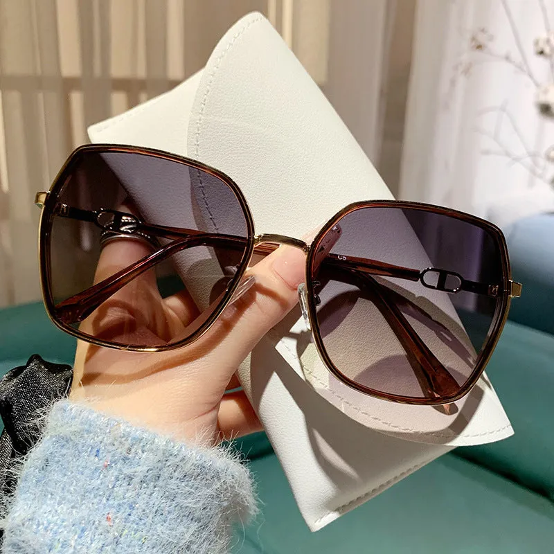 Sunglasses for women, fashionable new sunglasses, sun protection, fashion internet celebrity, same style, brown, high-end, driving, UV protection